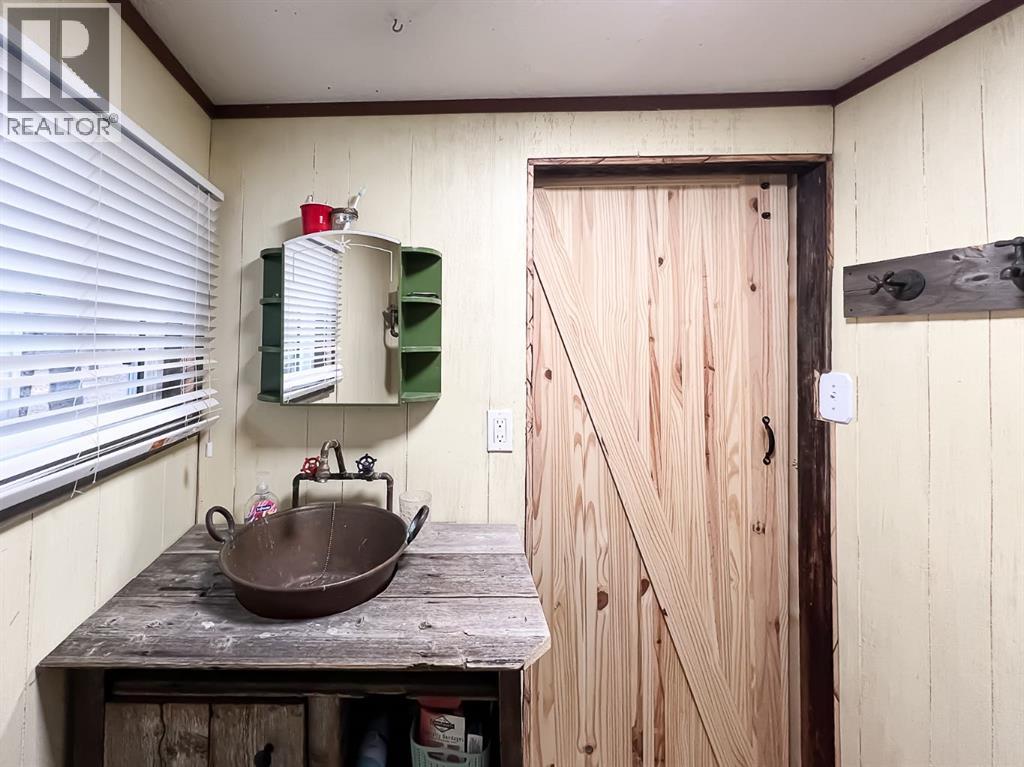 
          12 Fivestar
            <br/>
            <span>Rural Smoky River No. 130, M.D. of</span>
            , 
            <span>AB</span>
             <span>T0H1M0</span>
         - Photo 15