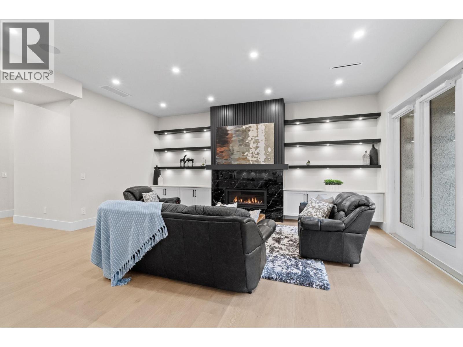 841 RONDEAU STREET, Coquitlam