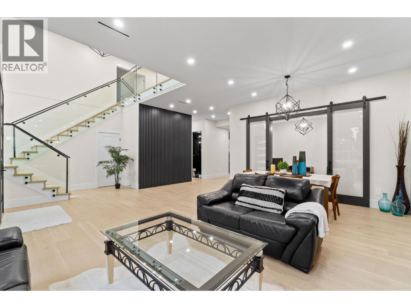 841 RONDEAU STREET, Coquitlam