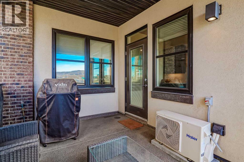 Single Family House for Sale in   Greenbriar Place NW Greenwood/Greenbriar Calgary 