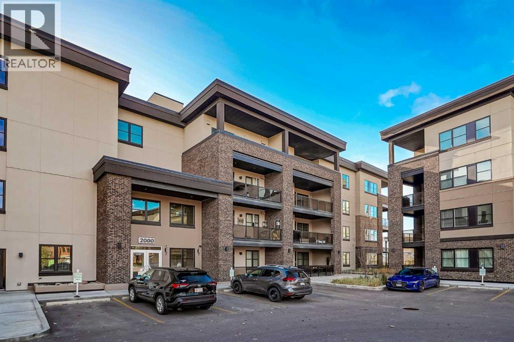 Single Family House for Sale in   Greenbriar Place NW Greenwood/Greenbriar Calgary 