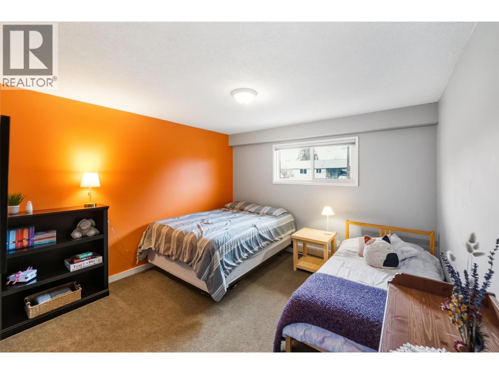 10915 Ward Street, Summerland