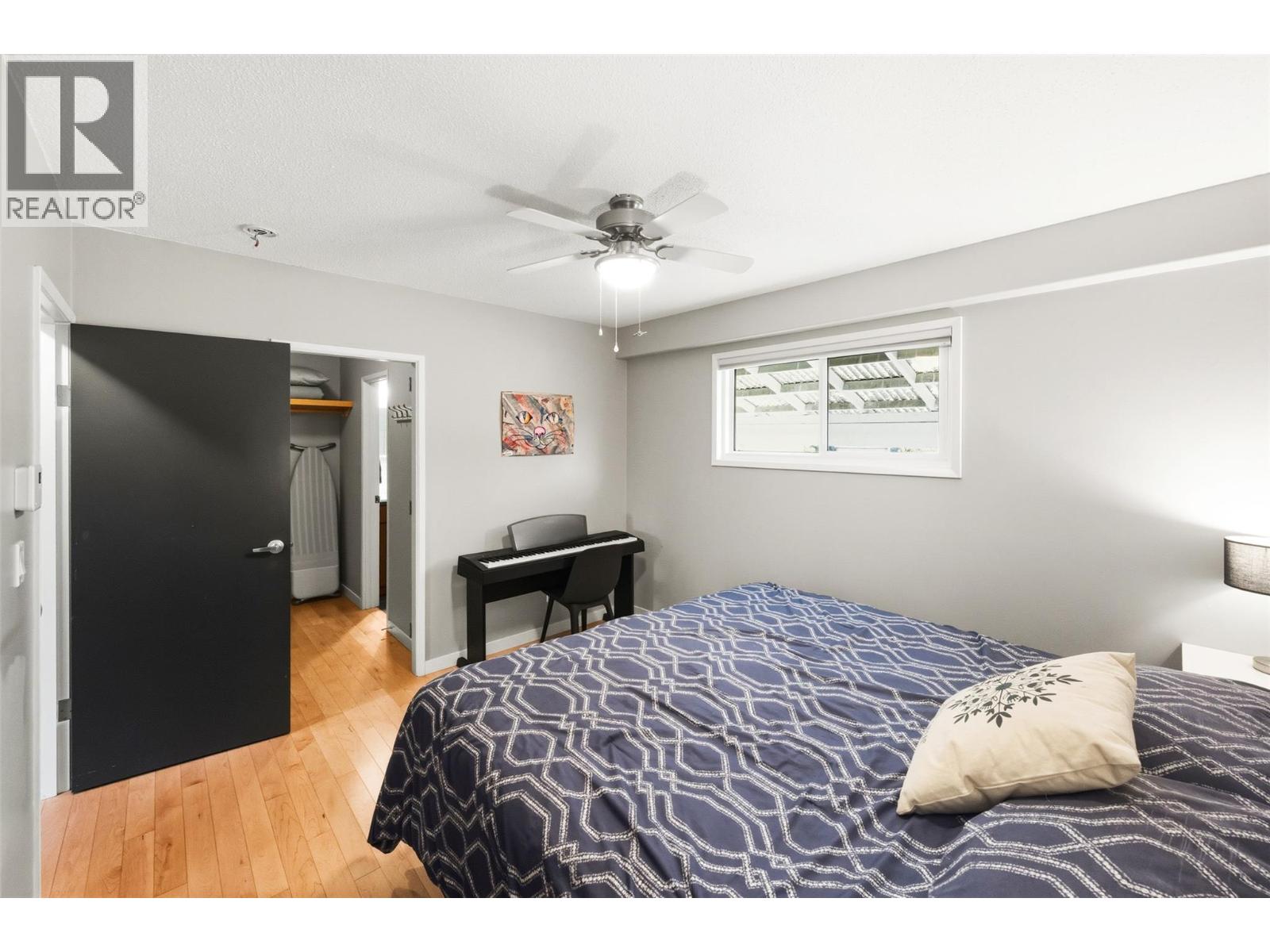 10915 Ward Street, Summerland