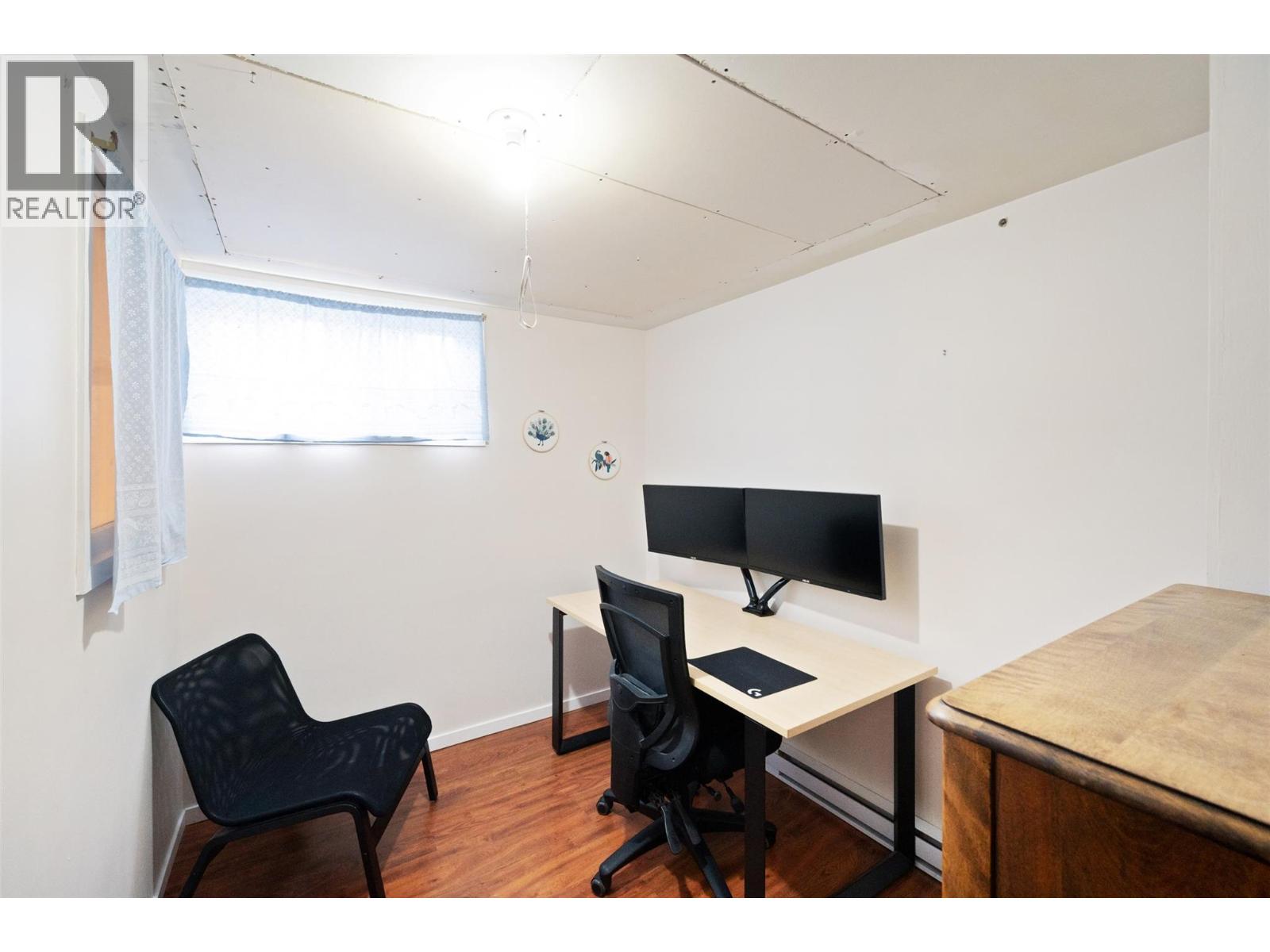 10915 Ward Street, Summerland