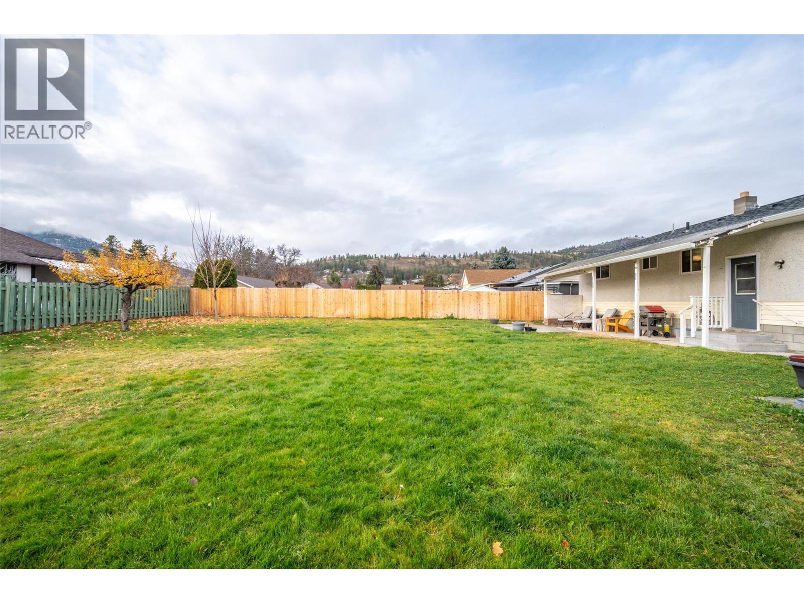 10915 Ward Street, Summerland