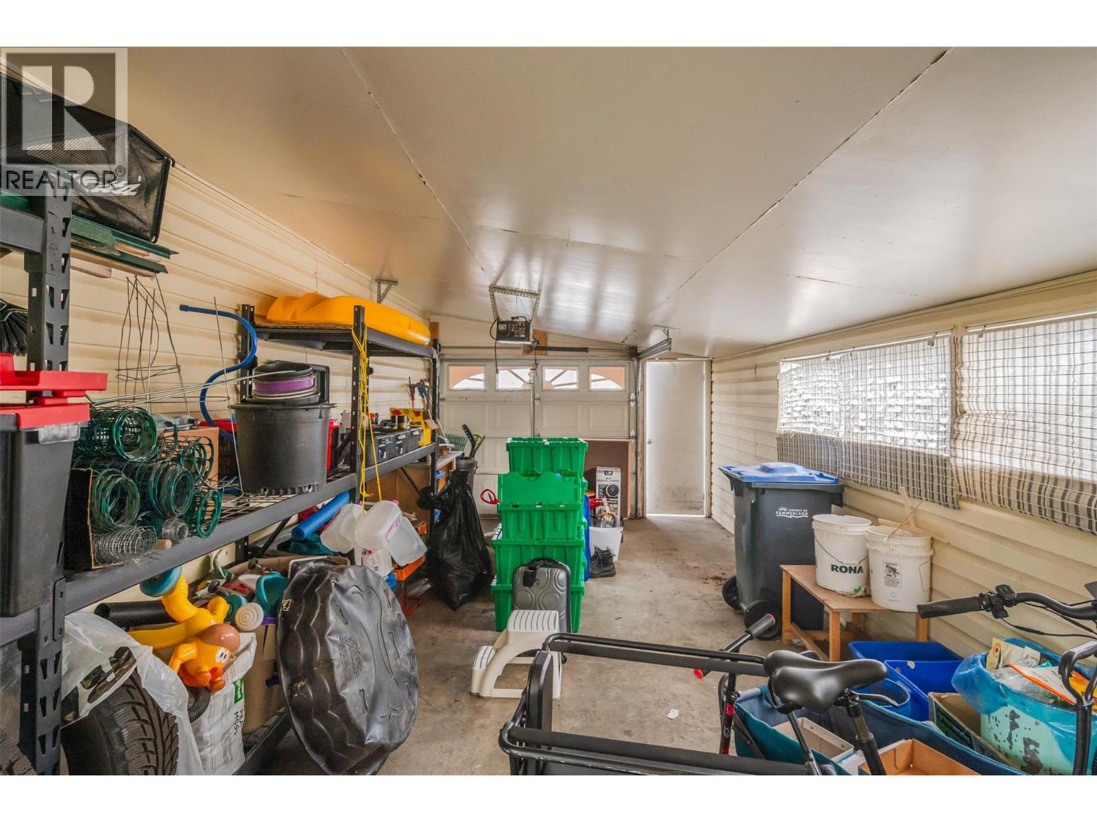 10915 Ward Street, Summerland