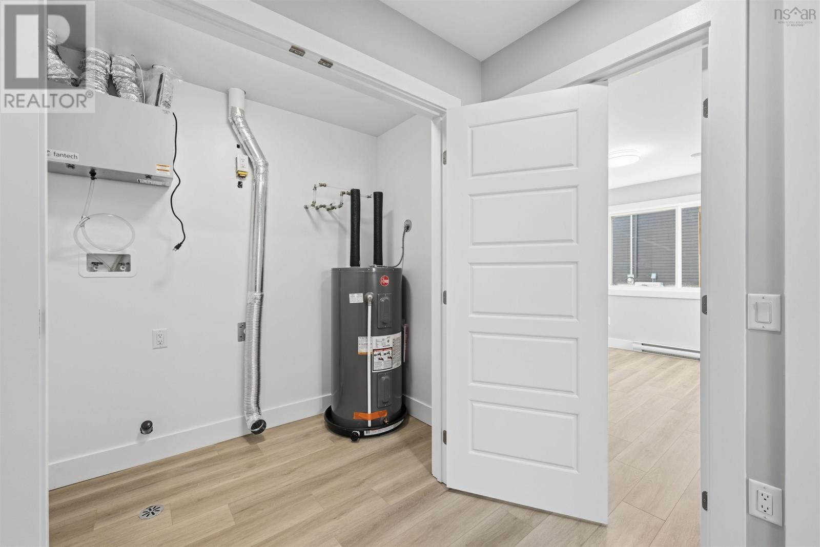 Property 1 of 51 of 2 Bryden Avenue