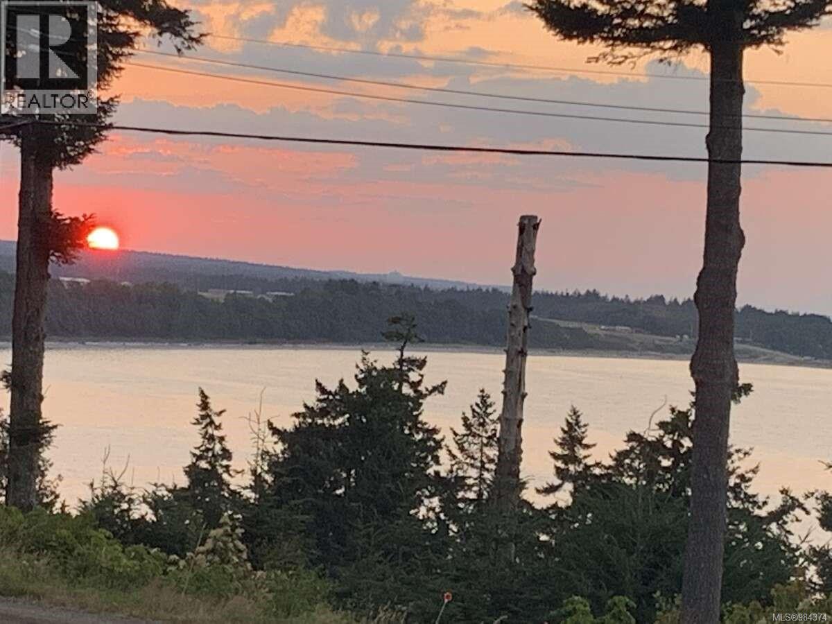 321 Wireless Rd, Comox