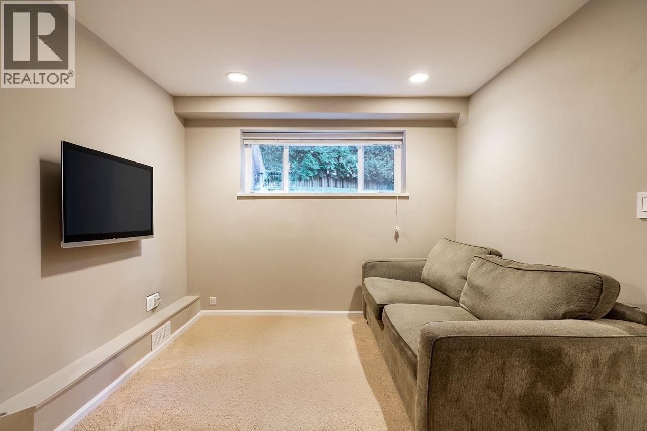 1358 E 14TH STREET, North Vancouver