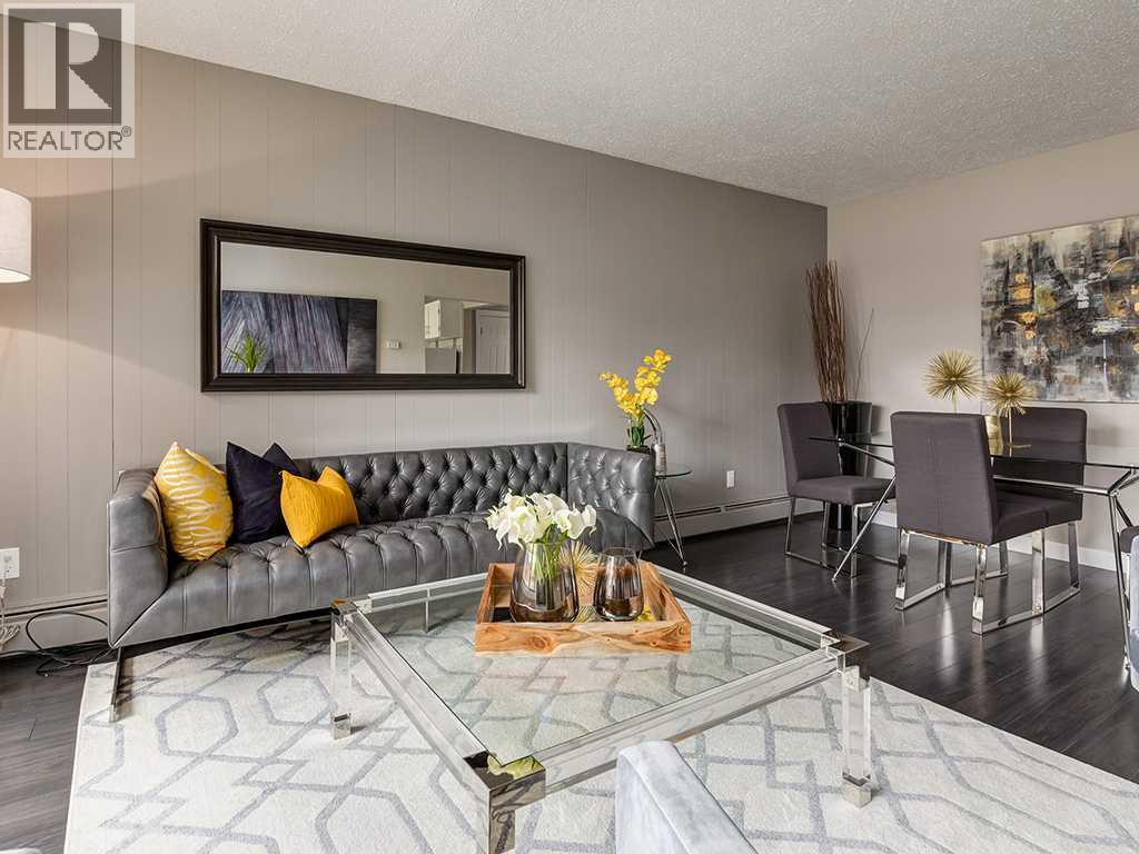 Multi-family House for Sale in    Avenue NE Tuxedo Park Calgary 