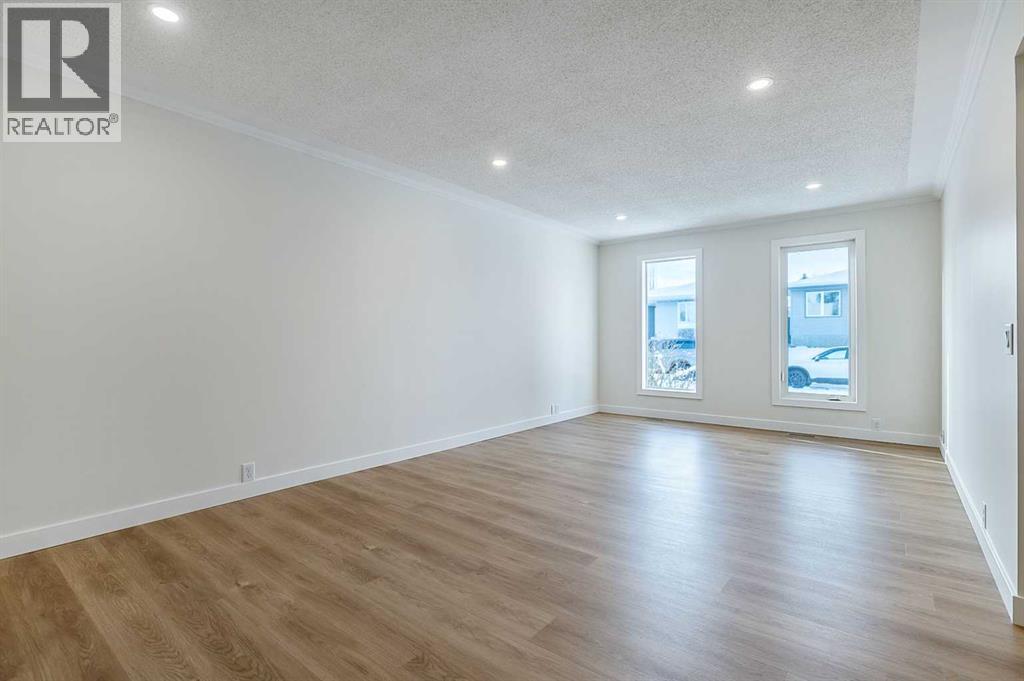 Single Family House 4 Level for Sale in  Woodford Crescent SW Woodbine Calgary 