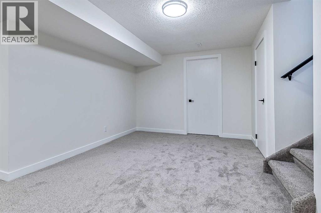 Single Family House 4 Level for Sale in  Woodford Crescent SW Woodbine Calgary 