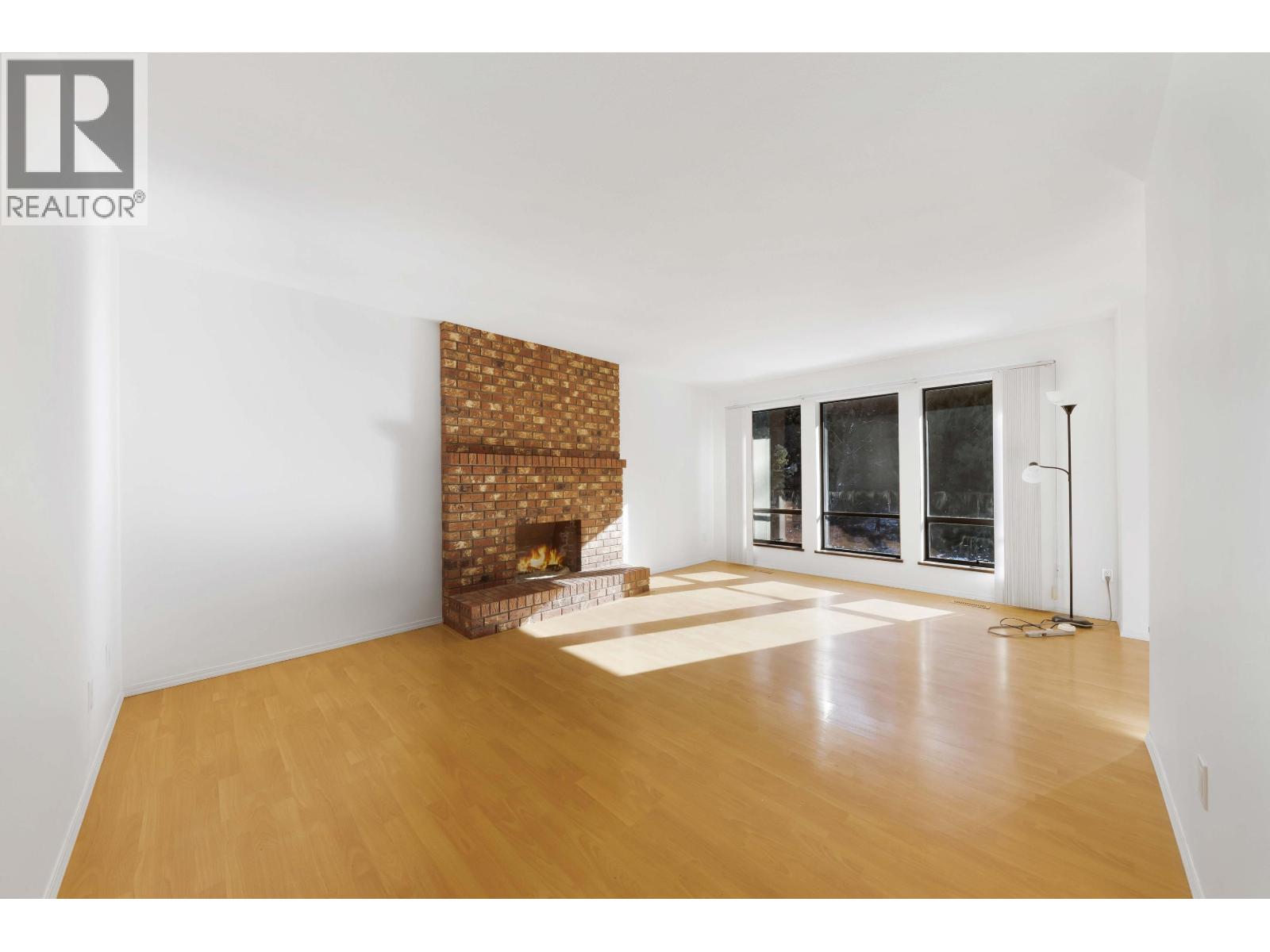 1273 LYNWOOD AVENUE, Port Coquitlam