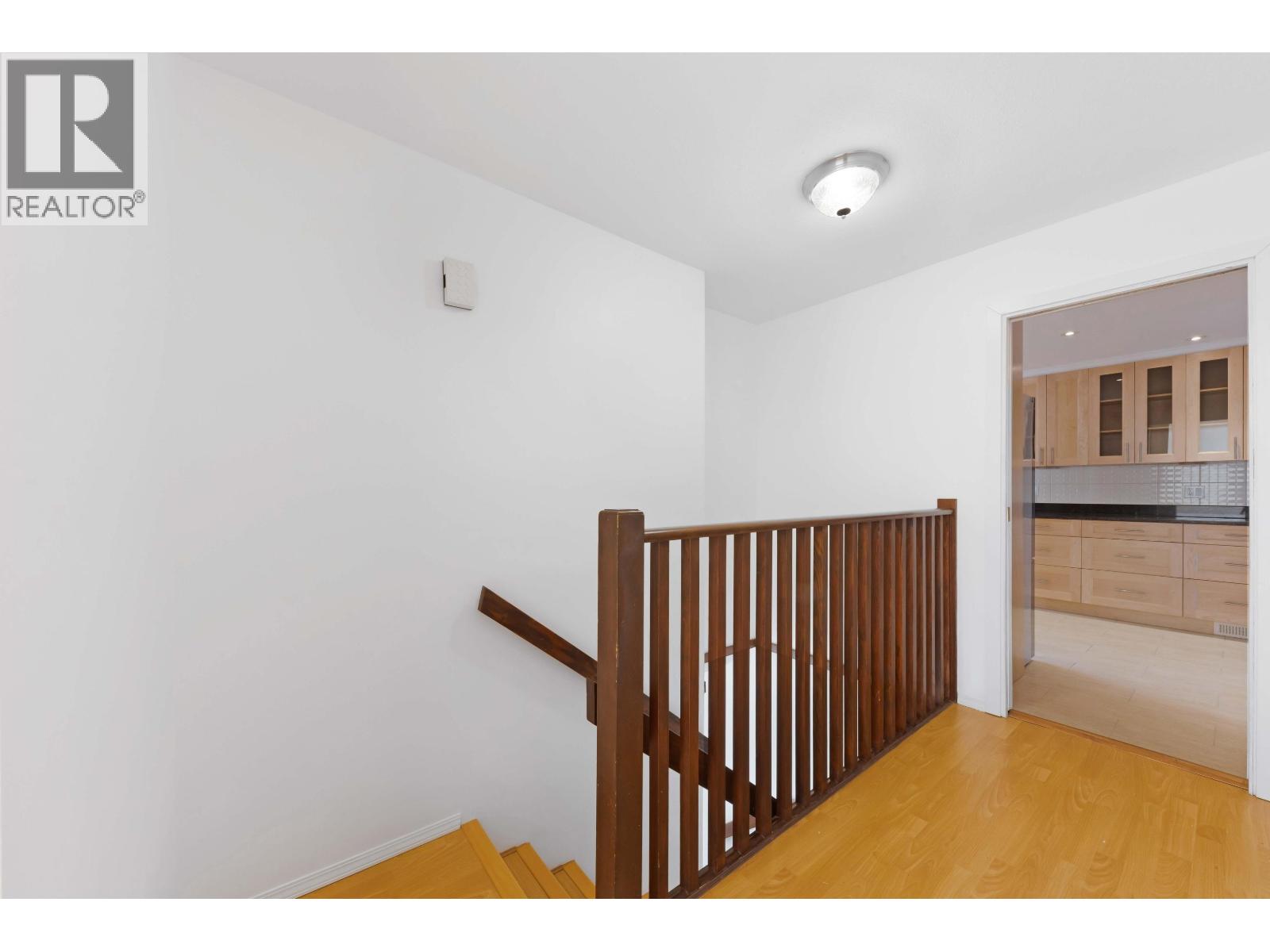 1273 LYNWOOD AVENUE, Port Coquitlam