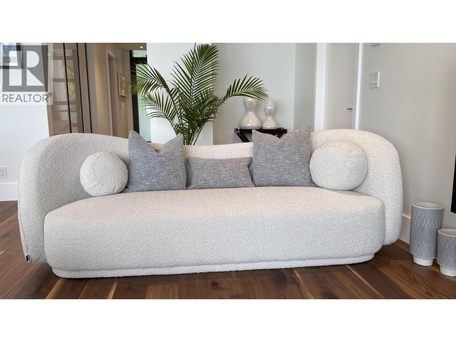 6XX 3101 BURFIELD PLACE, West Vancouver