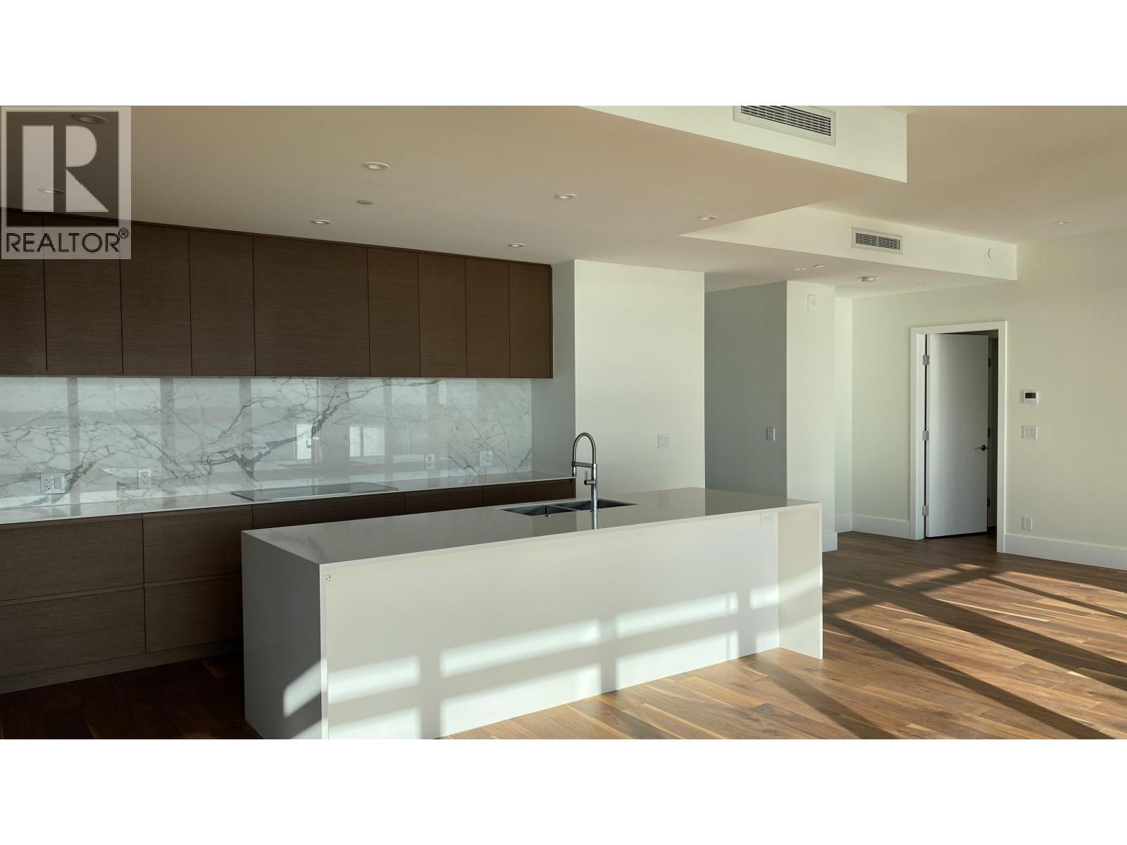 6XX 3101 BURFIELD PLACE, West Vancouver