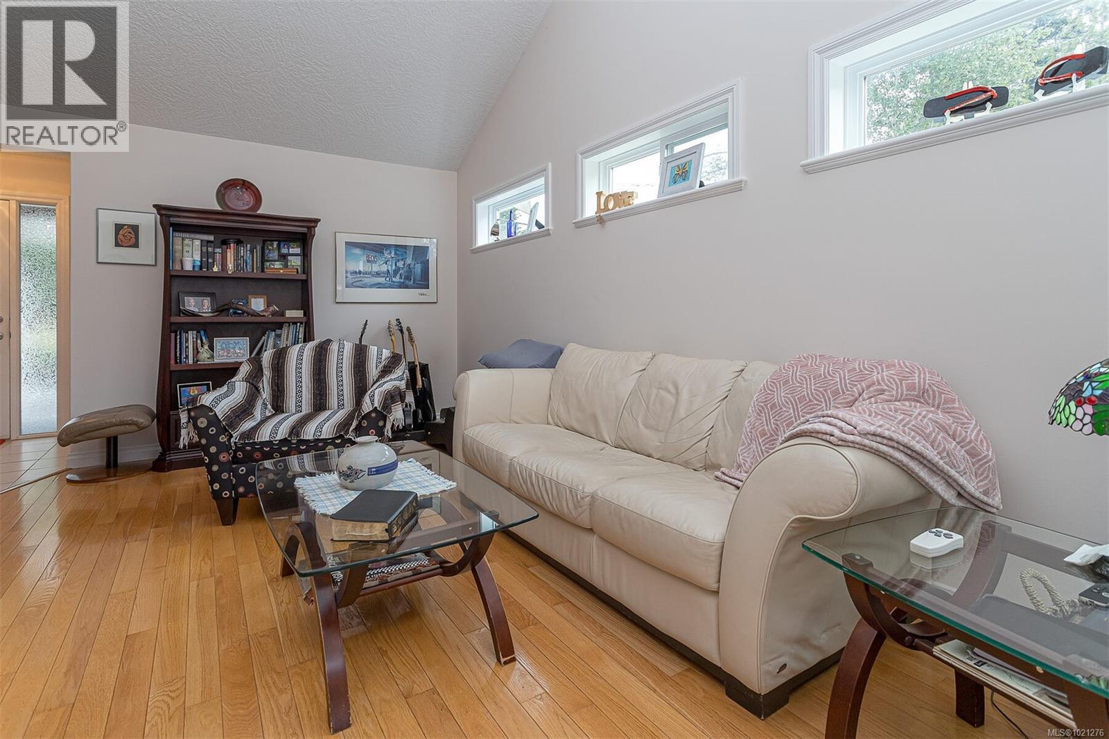  1914 Maple Avenue South, Sooke