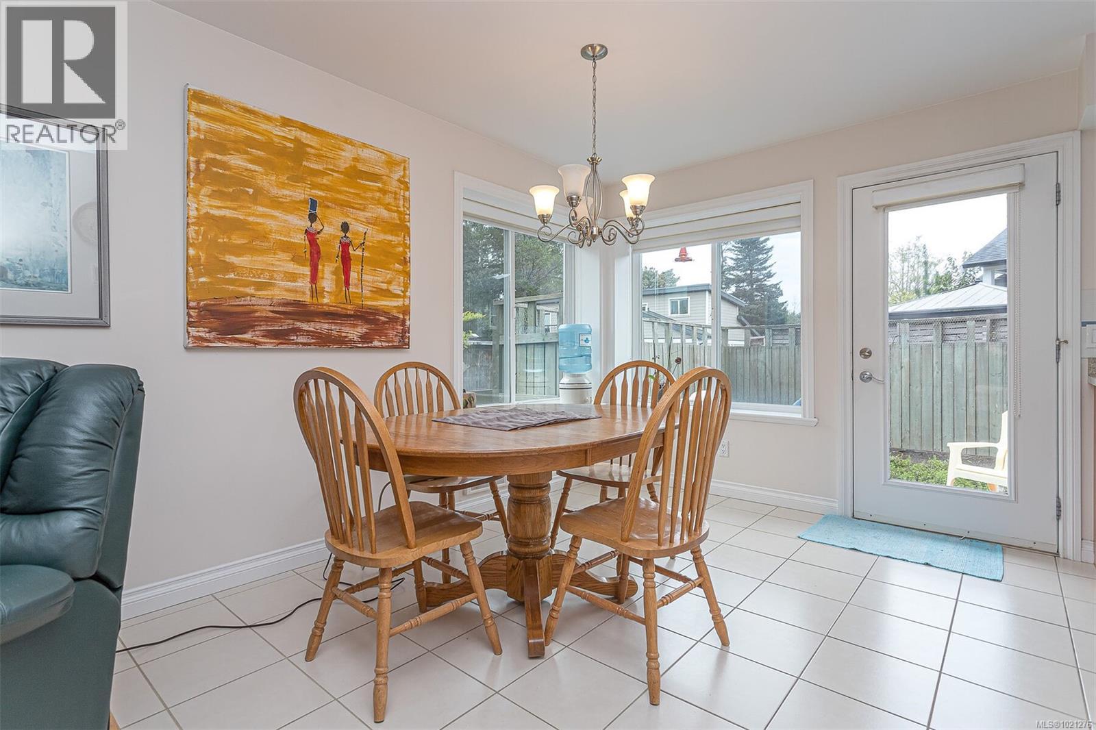  1914 Maple Avenue South, Sooke