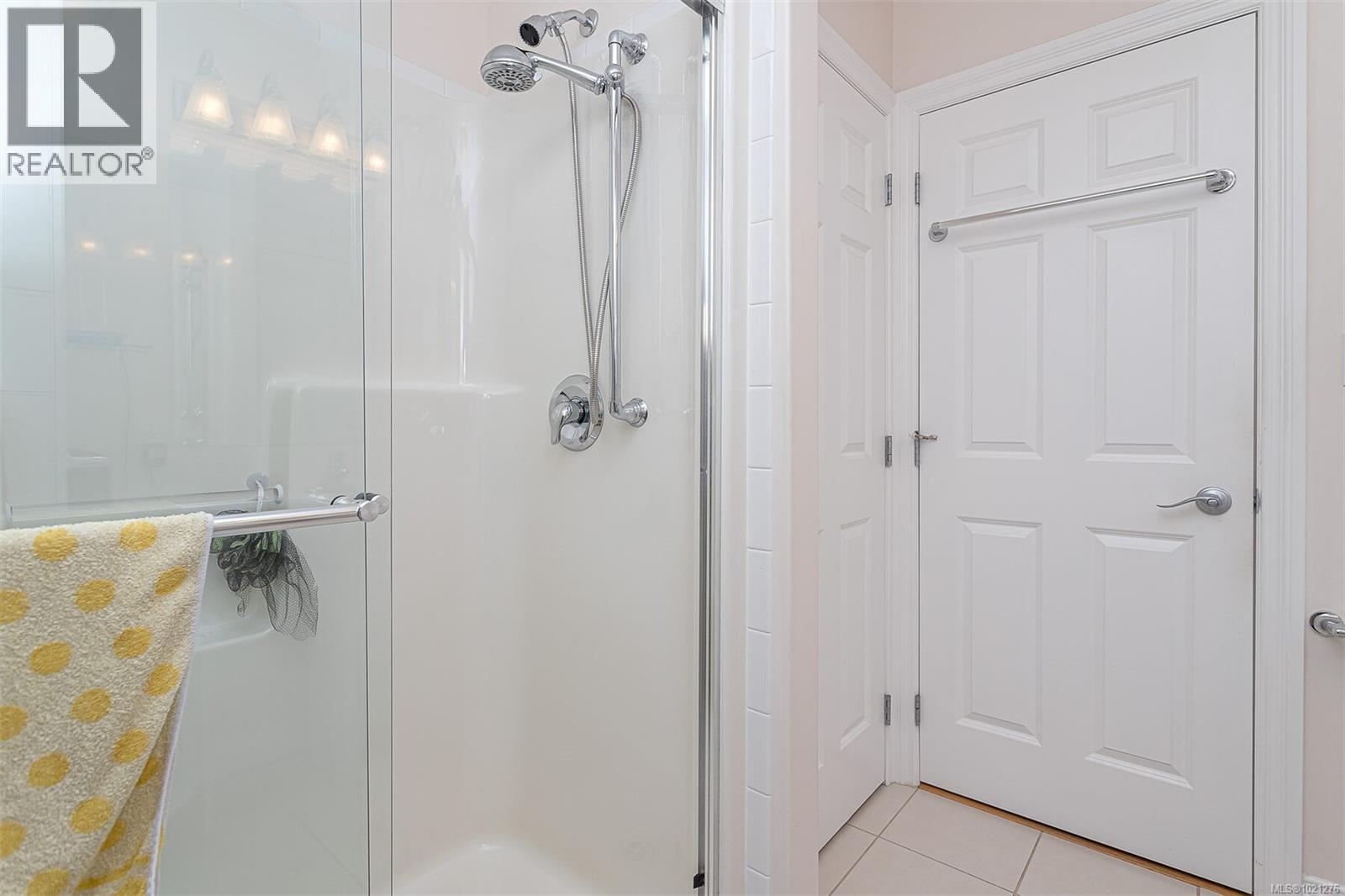  1914 Maple Avenue South, Sooke