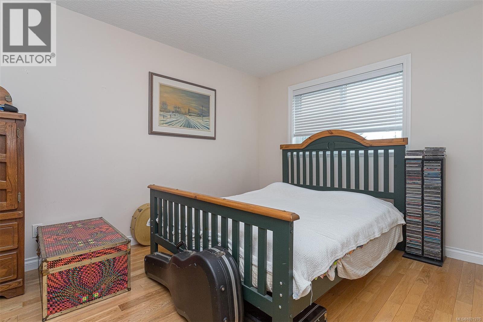  1914 Maple Avenue South, Sooke