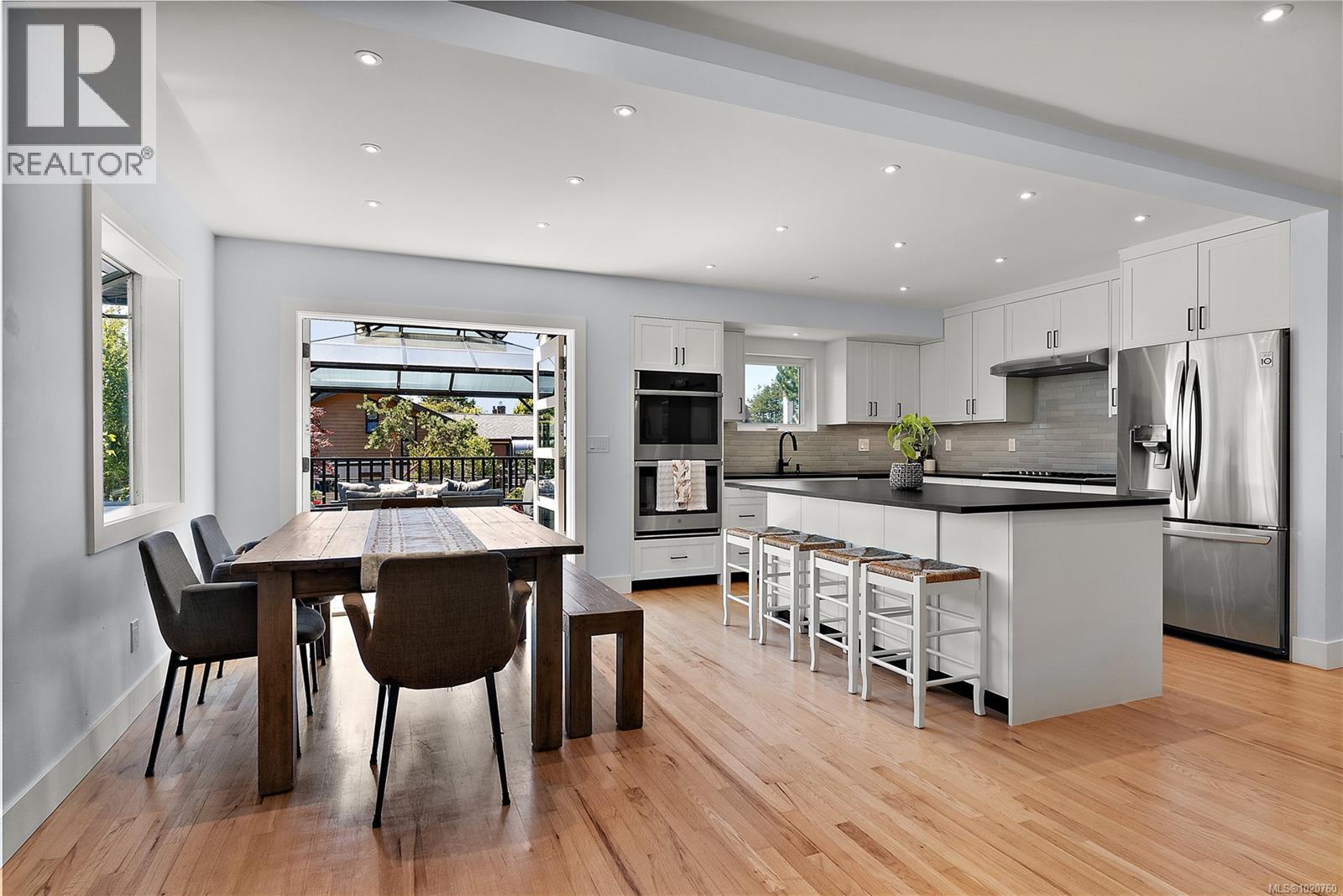  2095 Lorne Terrace, Oak Bay