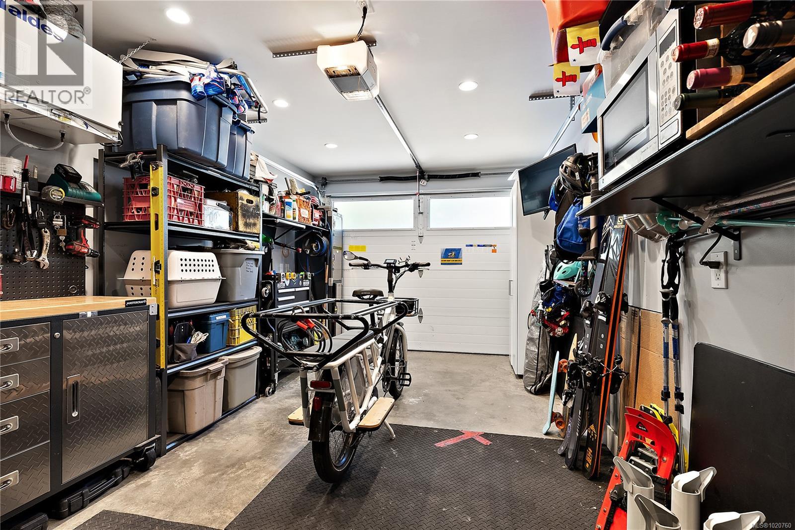  2095 Lorne Terrace, Oak Bay