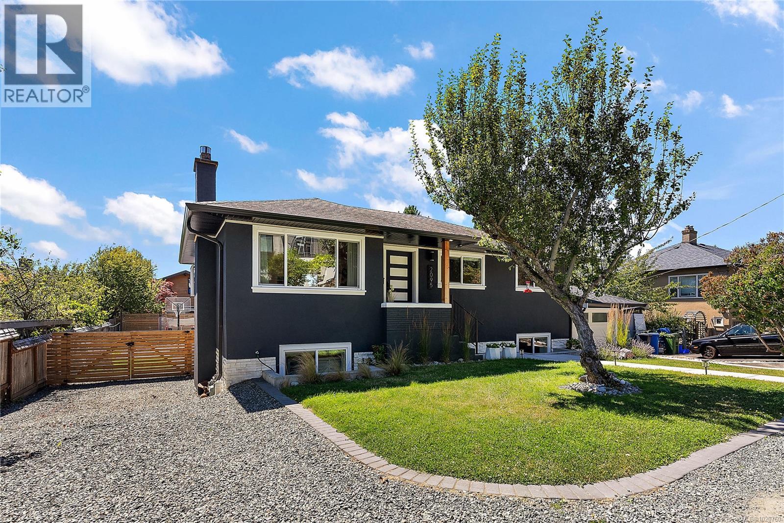  2095 Lorne Terrace, Oak Bay
