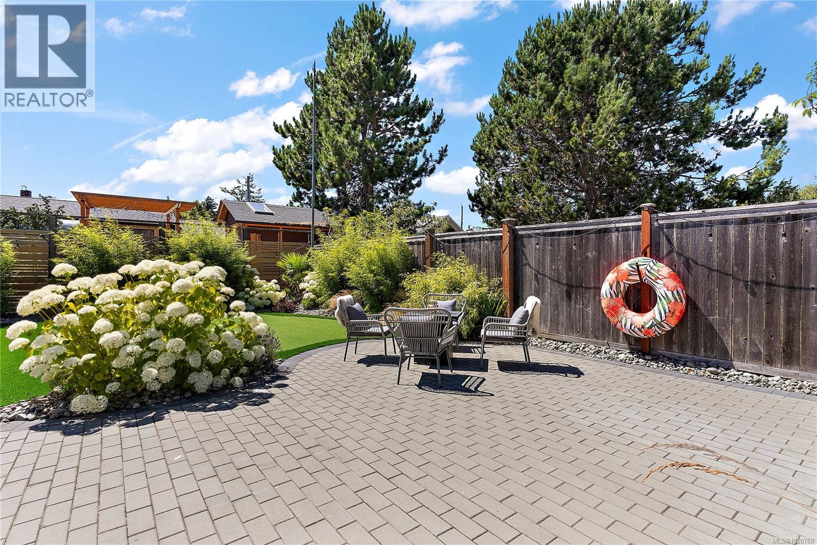  2095 Lorne Terrace, Oak Bay