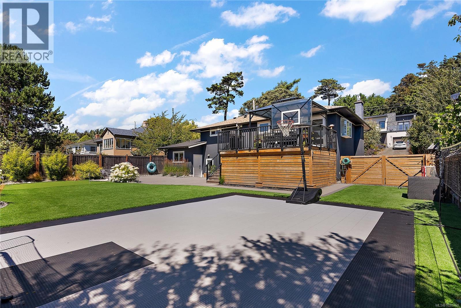  2095 Lorne Terrace, Oak Bay