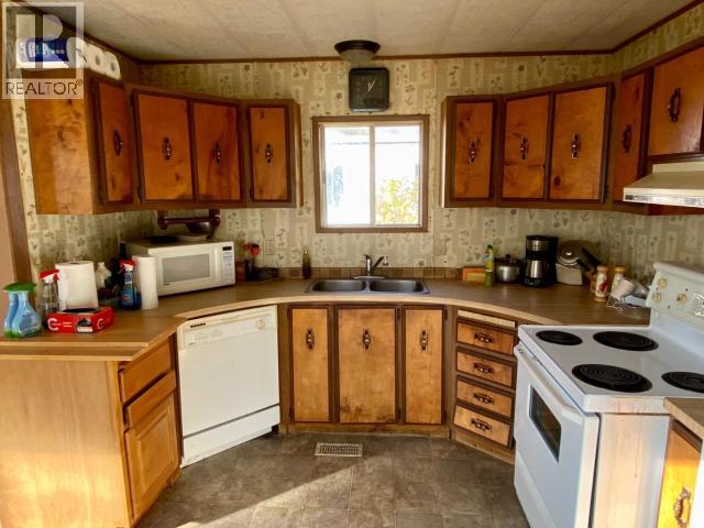 19-8425 HIGHWAY 101, Powell River