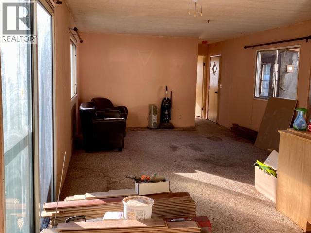 19-8425 HIGHWAY 101, Powell River