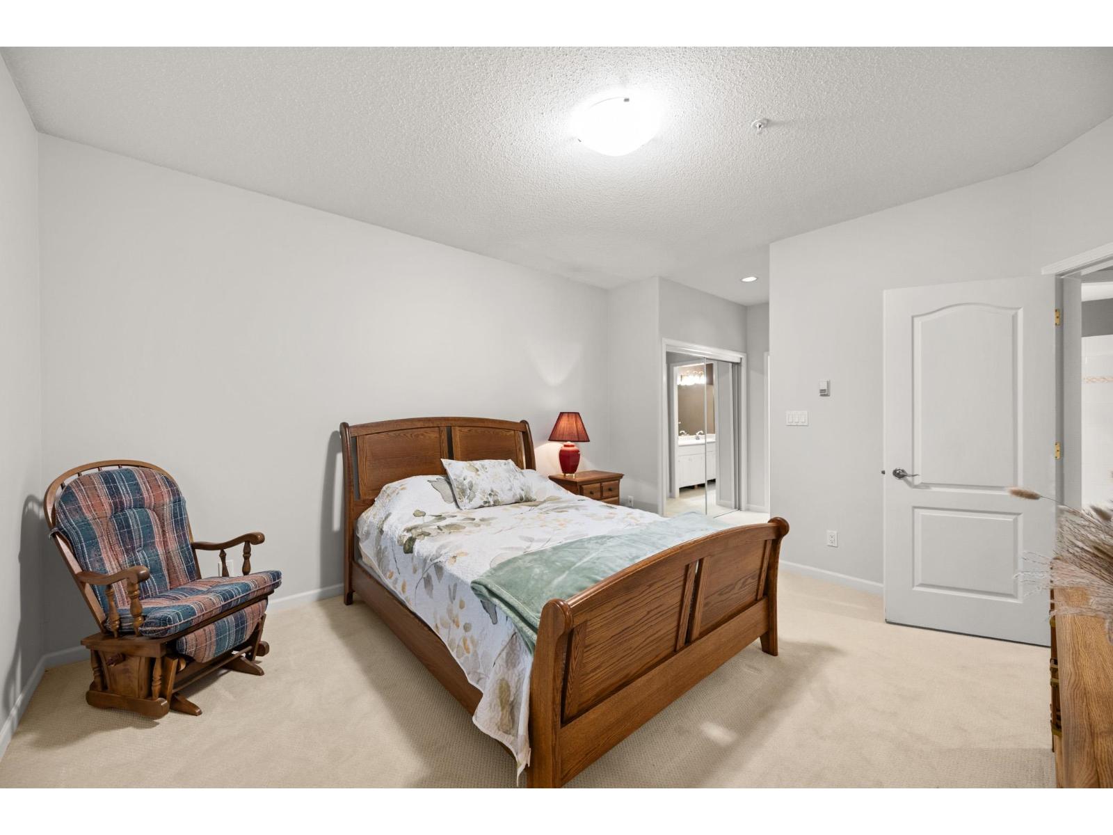 41 21579 88B AVENUE, Langley