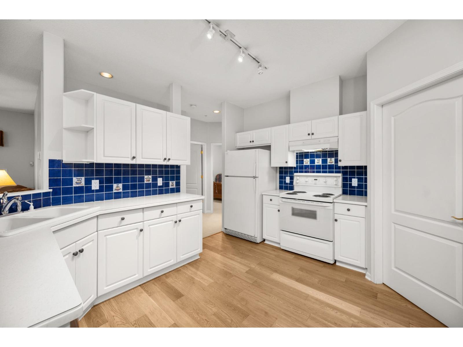 41 21579 88B AVENUE, Langley