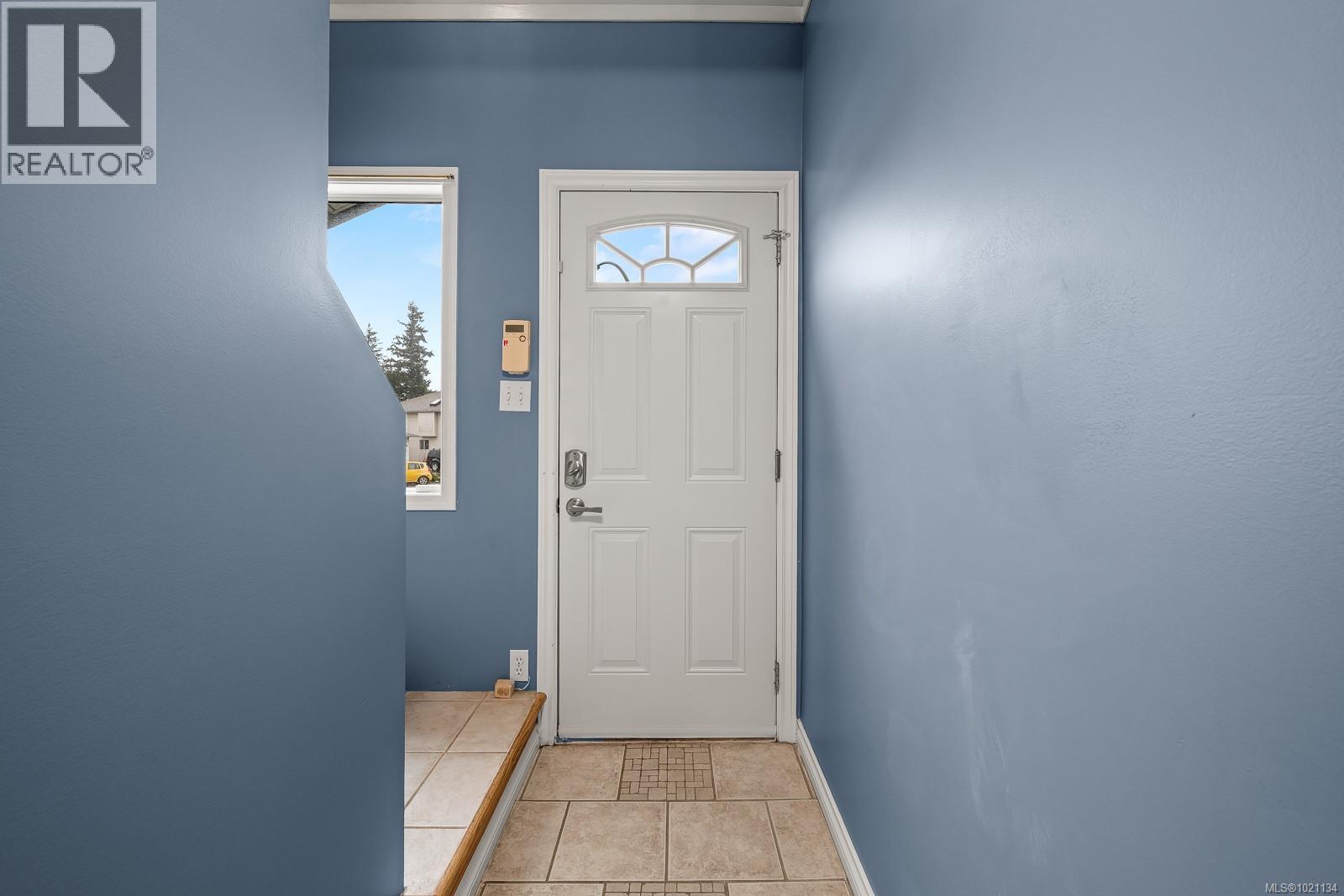 B 2775 Myra Pl, Courtenay