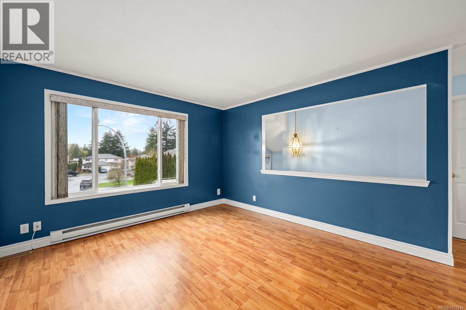 B 2775 Myra Pl, Courtenay