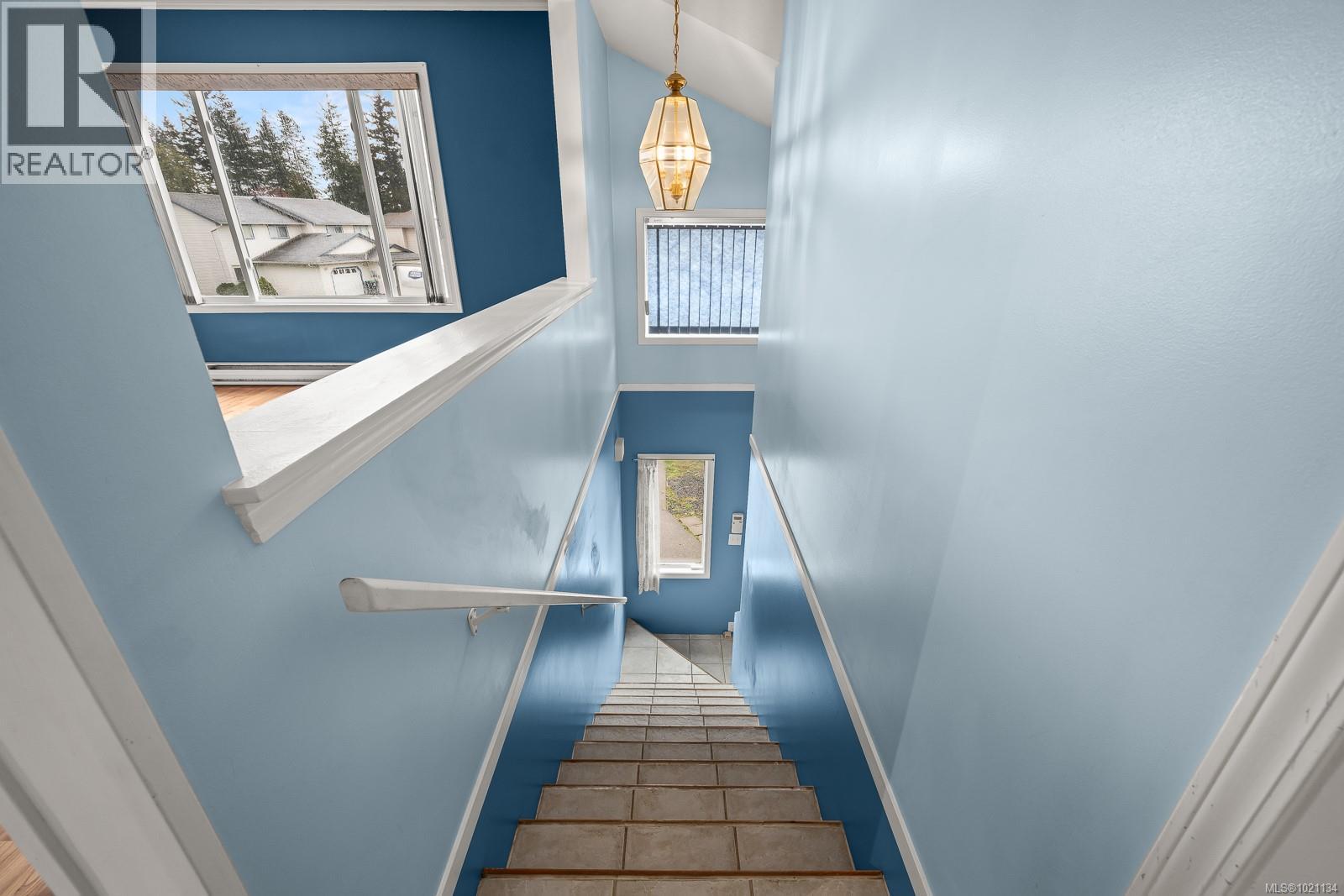 B 2775 Myra Pl, Courtenay