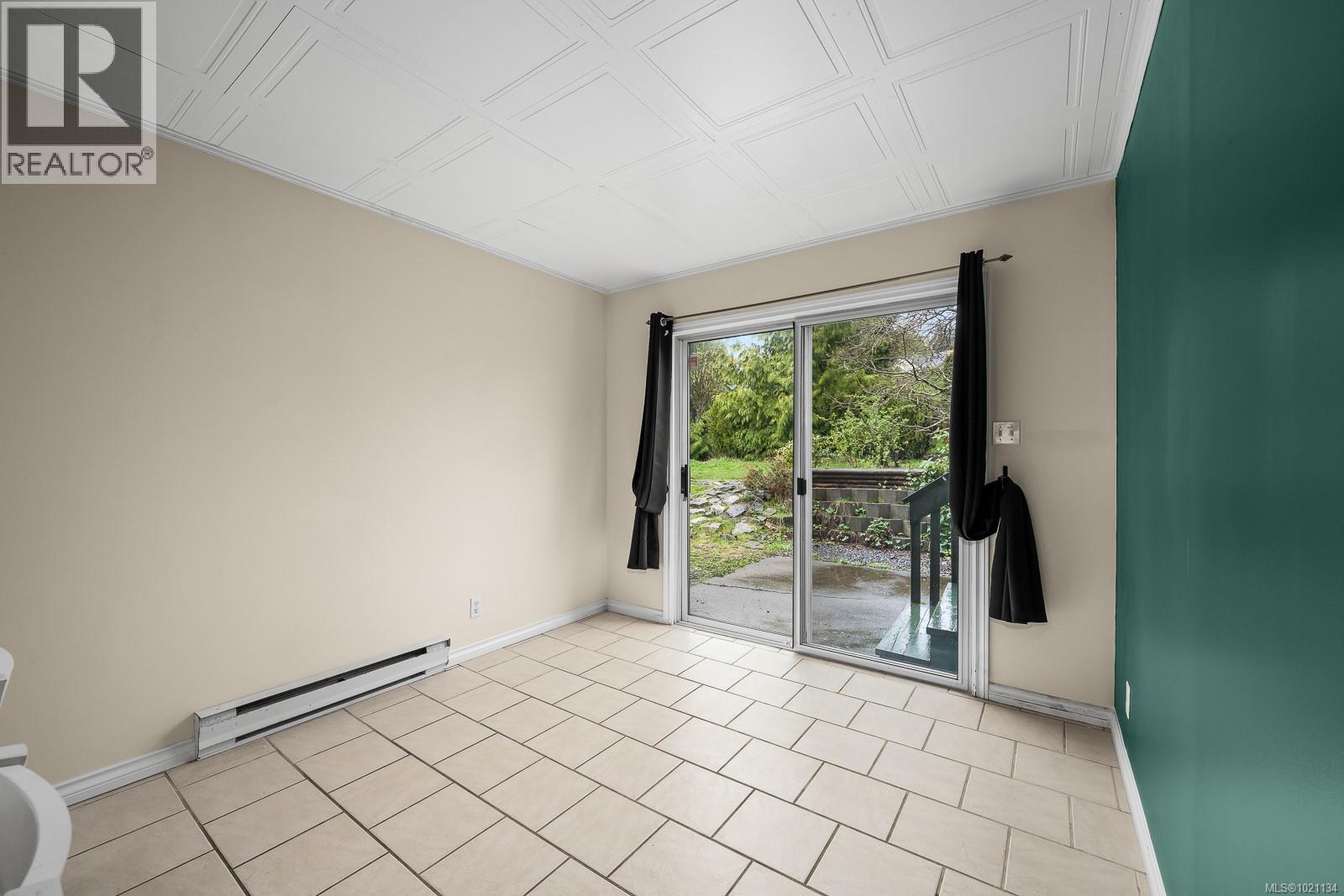 B 2775 Myra Pl, Courtenay