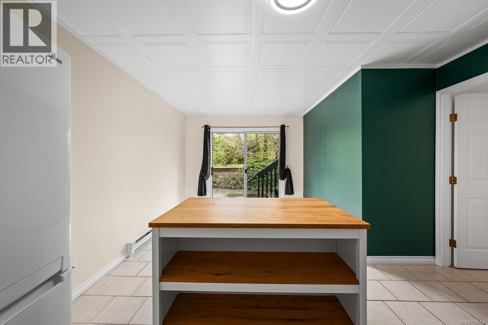 B 2775 Myra Pl, Courtenay