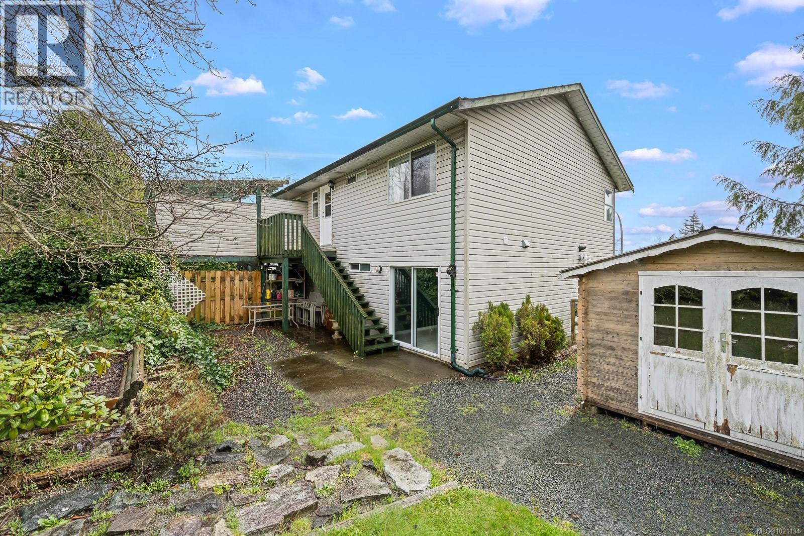 B 2775 Myra Pl, Courtenay