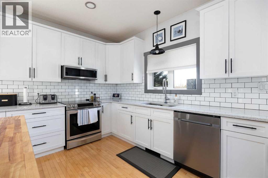 275 Woodward Lane, Fort McMurray