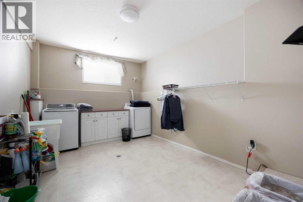 275 Woodward Lane, Fort McMurray