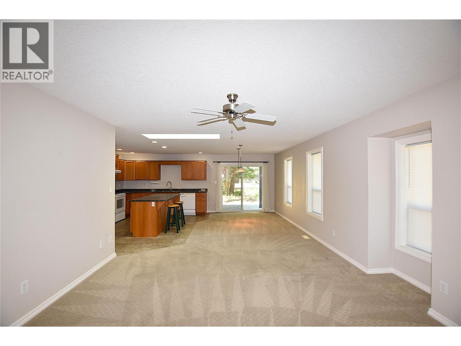  312 Grouse Avenue, Vernon