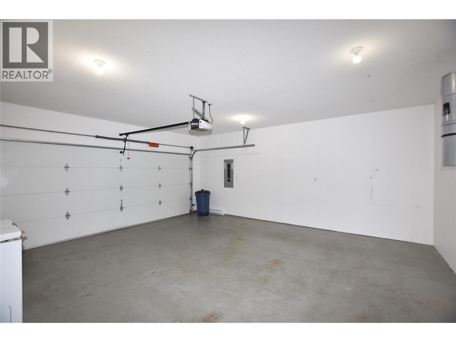  312 Grouse Avenue, Vernon