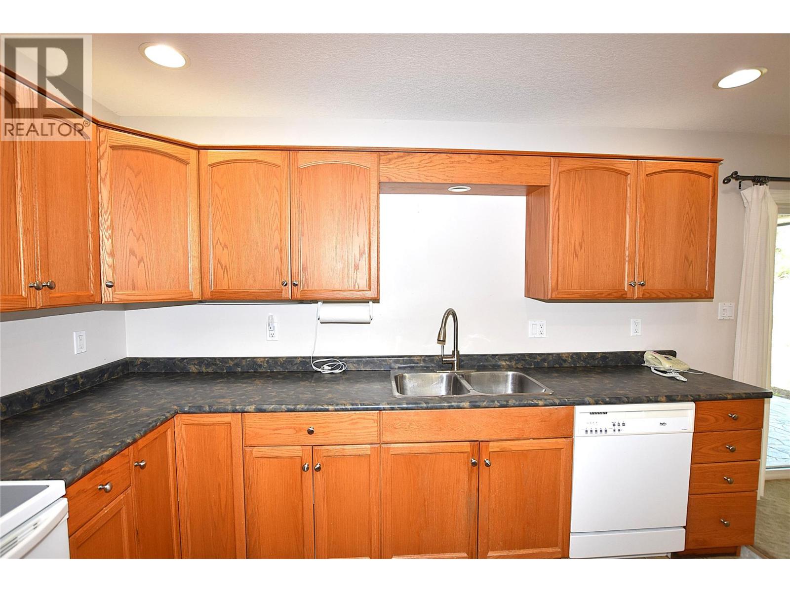  312 Grouse Avenue, Vernon