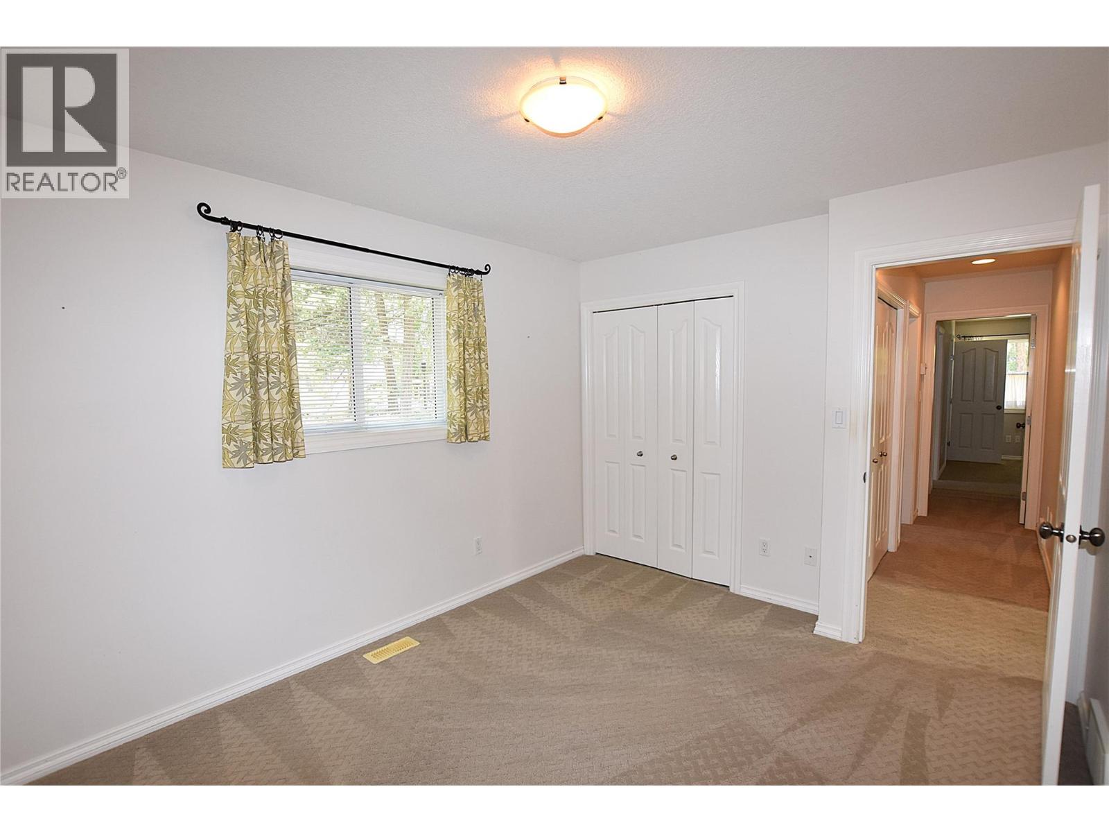  312 Grouse Avenue, Vernon