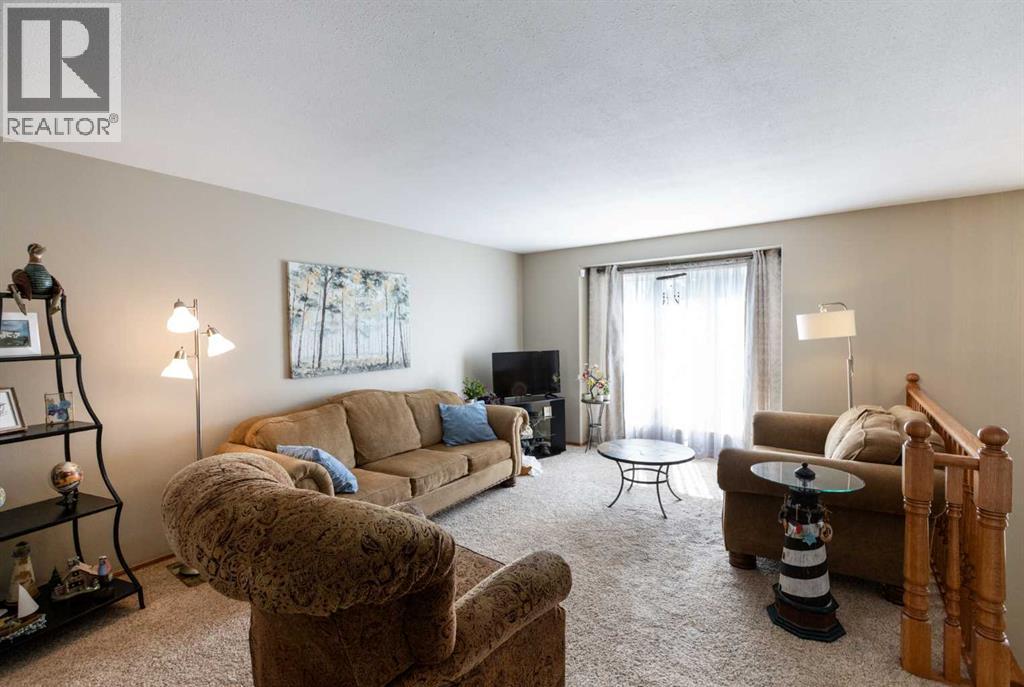 5204 42 Street, Innisfail