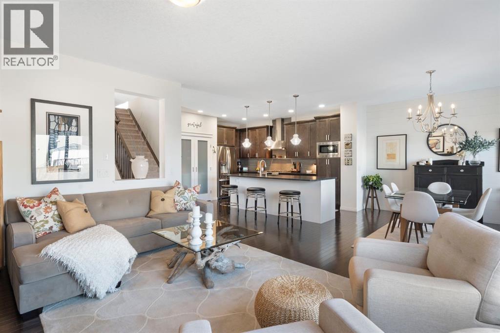 92 Thoroughbred Boulevard, Cochrane