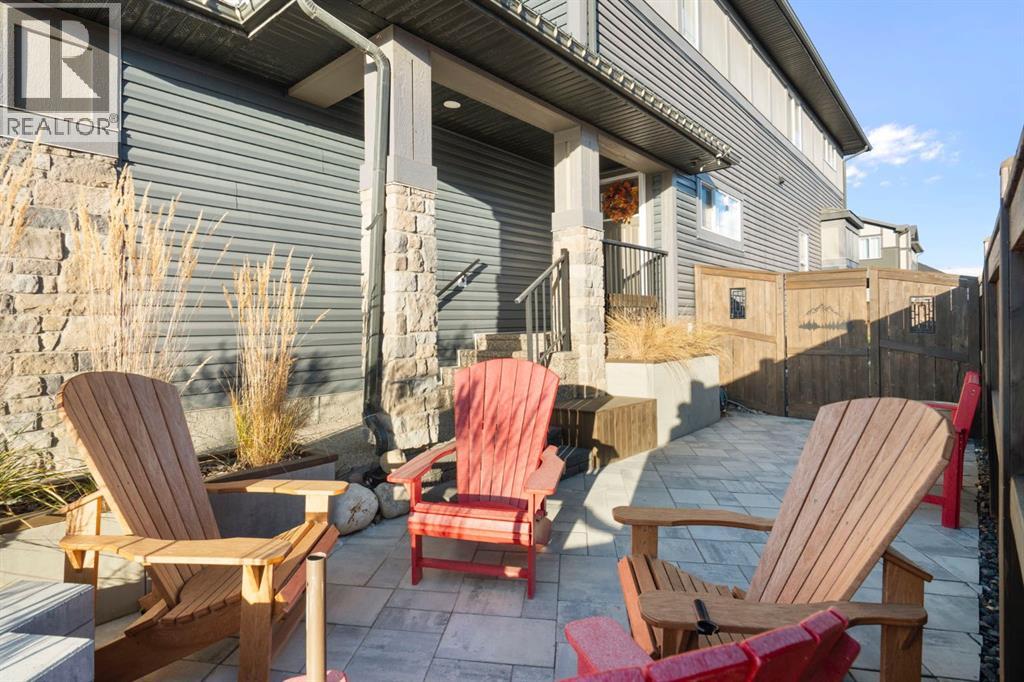 92 Thoroughbred Boulevard, Cochrane