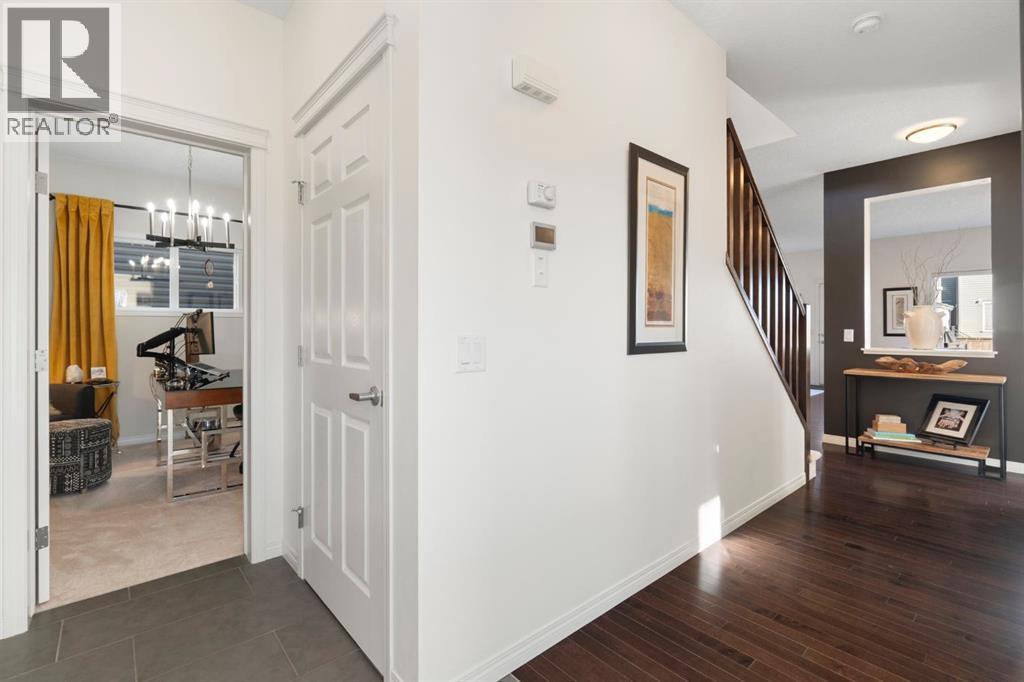 92 Thoroughbred Boulevard, Cochrane