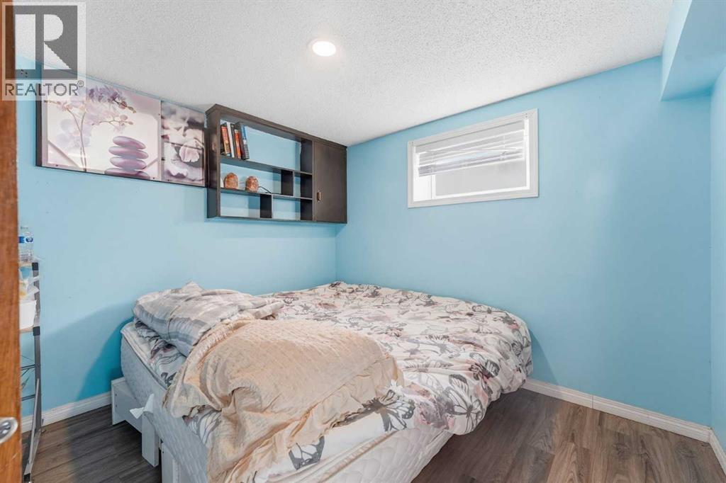 Single Family House Bungalow for Sale in  Cottonwood Crescent SE Southview Calgary 